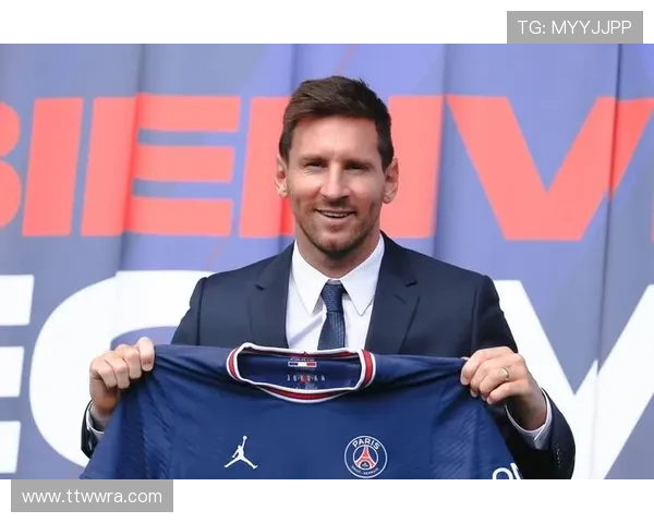 梅西加盟美国大联盟后首次亮相引发全球关注 粉丝热情高涨